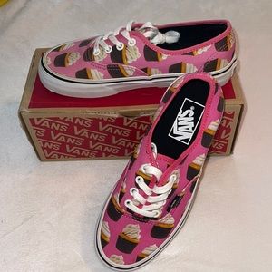 NIB Vans (Late Night) Hot Pink/Cupcakes Canvas Tie Shoe Size Women’s 6 Mens 4.5